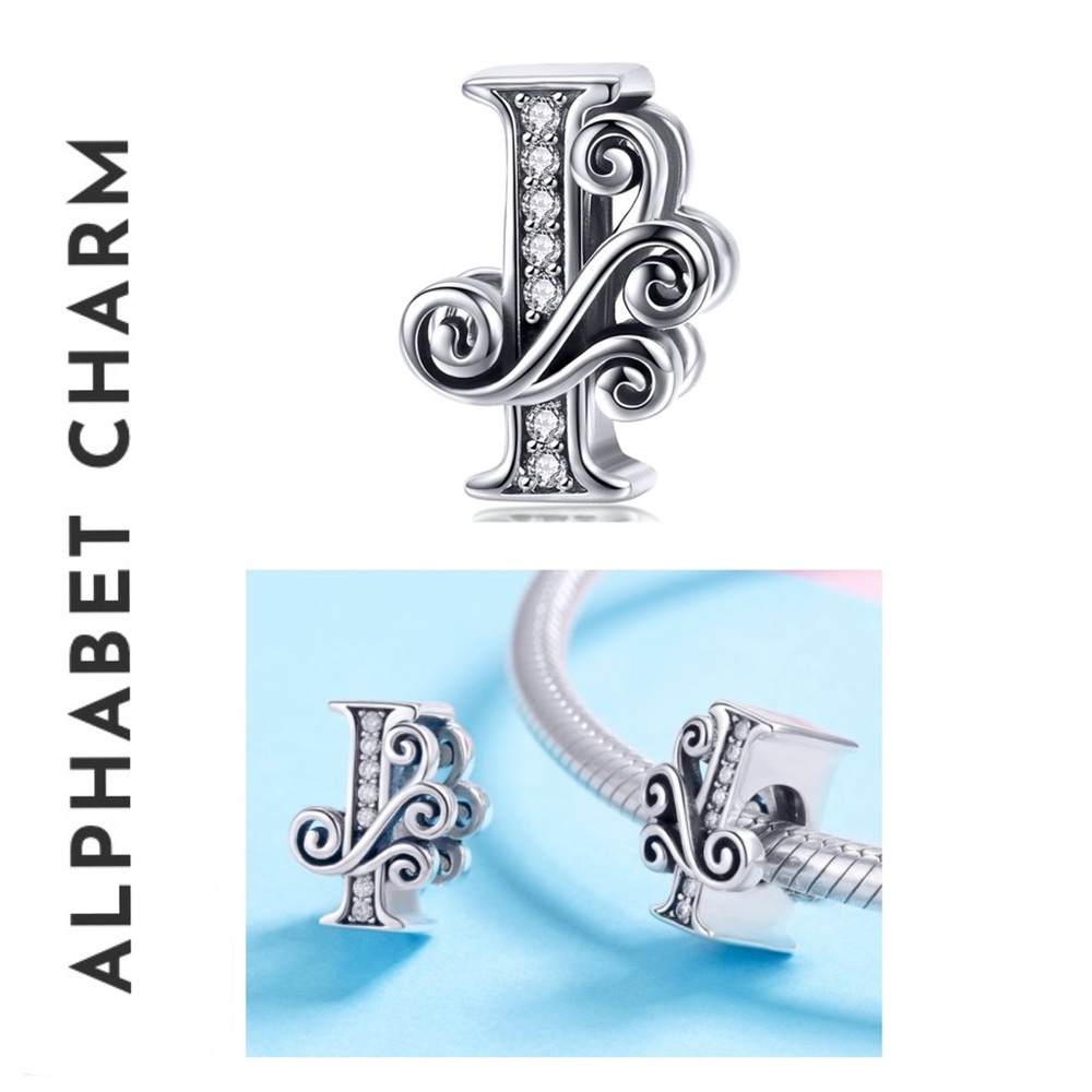 🐘🐘 S925 Sterling Silver Diamond Letter “I” Charm